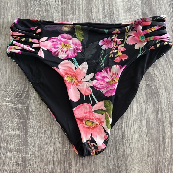 TiniBikini Floral Black and Pink Bikini - Picture 2 of 3